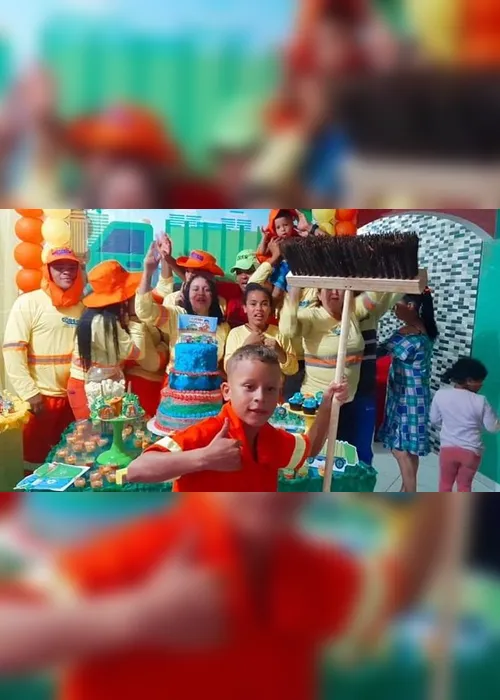 Imagem ilustrativa da imagem Criança escolhe tema de gari para festa de 9 anos em homenagem à família