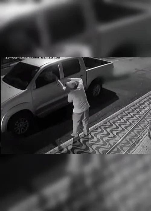 Imagem ilustrativa da imagem Empresário é preso por arrastar morador de rua com uma Hilux até a morte