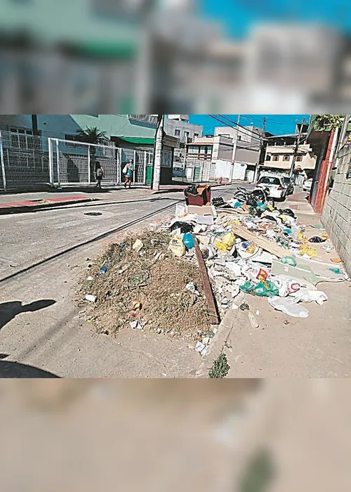 
          Imagem ilustrativa da imagem Muro de 9 metros com rachadura
          