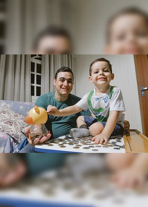 Imagem ilustrativa da imagem Como gurus das finanças ensinam os filhos a poupar