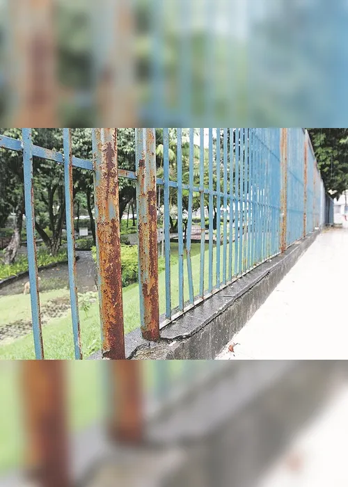 
          Imagem ilustrativa da imagem Atrasos nas linhas municipais
          