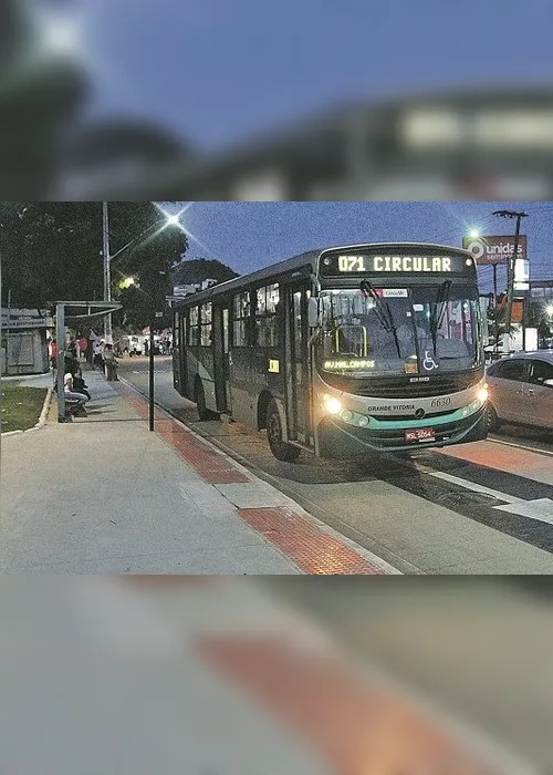 
          Imagem ilustrativa da imagem Atrasos nas linhas municipais
          