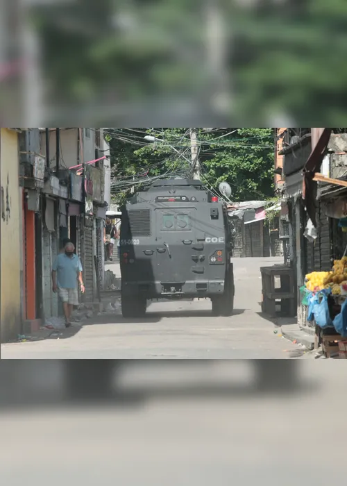 Imagem ilustrativa da imagem Bandidos sequestram trem para fugir da polícia no Rio