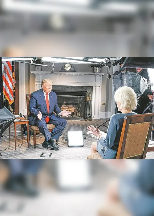 Imagem ilustrativa da imagem Trump abandona entrevista e ataca apresentadora de TV