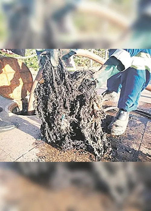 Imagem ilustrativa da imagem Cabelo é o que mais entope rede de esgoto