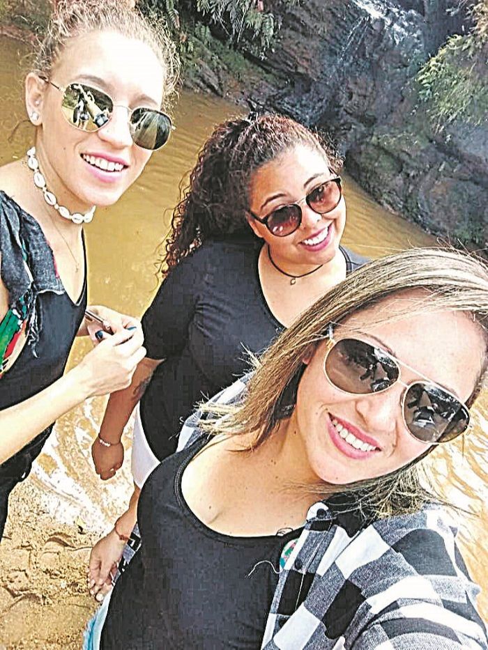 Ana Karolyna, Ellen e Loislene (Foto: Acervo pessoal)