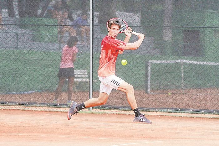Brayner Carvalho foi o campeão da 1ª classe, principal categoria, da 8ª edição do Tribuna Open de Tênis (Foto: Rodrigo Gavini - 10/12/2018)