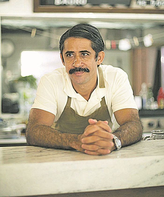 O ator em “Salve-se Quem Puder” (Foto: Divulgação)