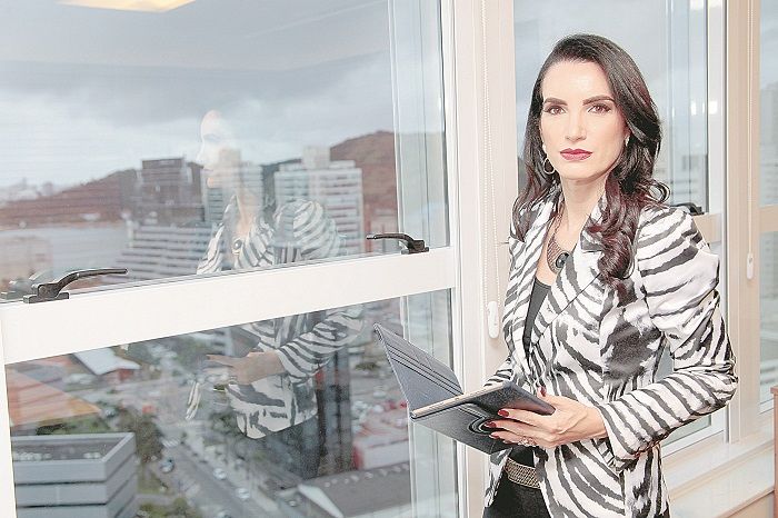 Gisélia Freitas: empresas do Estado planejam, para o ano que vem, a aquisição da inteligência artificial para os processos seletivos(Foto: Divulgação)
