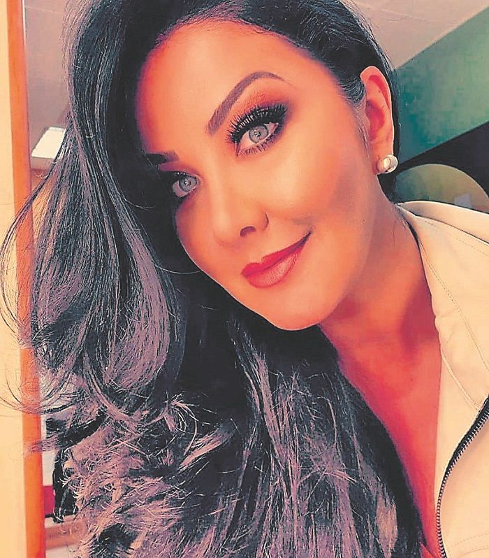 Helen Ganzarolli já se rendeu ao tratamento com chocolate nos fios (Foto: Divulgação)