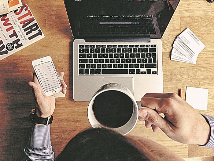 Home office: uso de redes sociais para falar mal da empresa usando o equipamento de trabalho leva a justa causa (Foto: Divulgação)