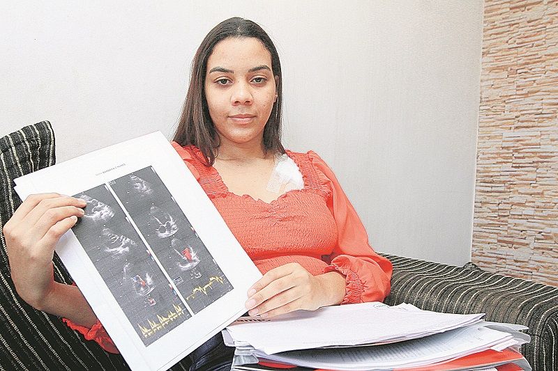Bárbara mudou sua rotina e parou de trabalhar enquanto esperava pelo transplante de coração (Foto: Kadidja Fernandes/ AT)