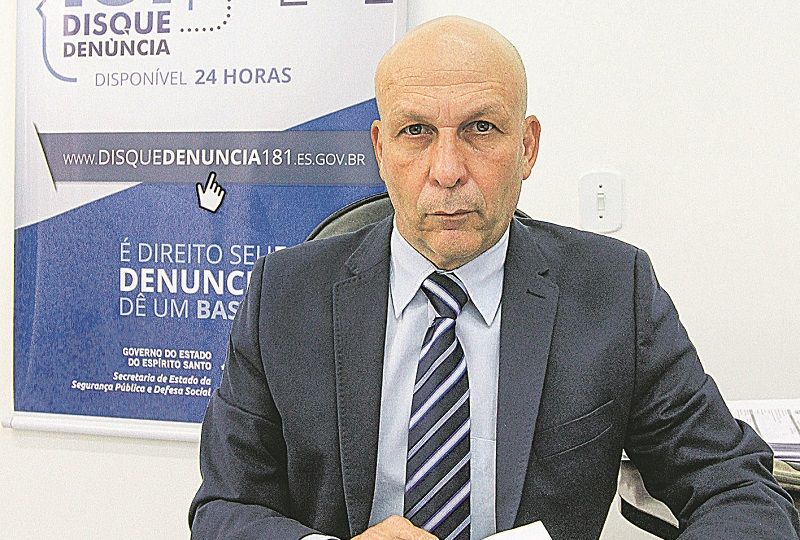 O delegado Márcio Braga orienta que as pessoas denunciem os casos de violência praticada contra idosos (Foto: Kadidja Fernandes - 15/03/2019)