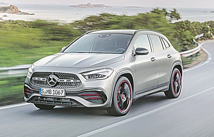 Utilitário esportivo da Mercedes, o GLA  foi flagrado rodando em testes no Brasil um mês após o lançamento na Europa (Foto: Assessoria Nercedes-Benz)