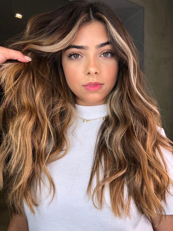A estudante Ana Carolina Santana, de 15 anos, decidiu investir no estilo. (Foto: Divulgação)