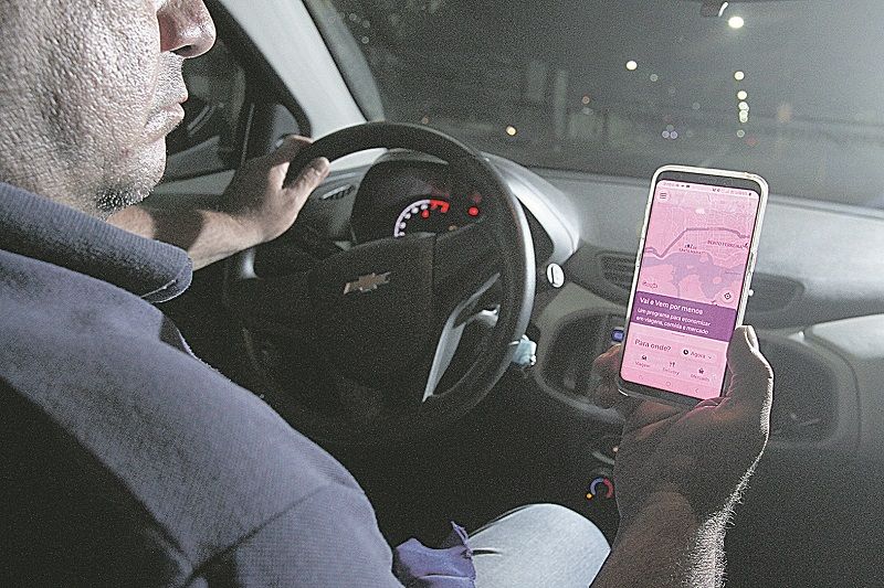 Motoristas de aplicativo entraram na lista de prioritários para vacinação (Foto: Beto Morais/AT)