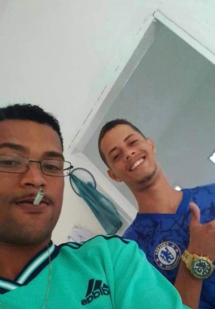 Marlon, de blusa verde, e Washington, de azul (Foto: Divulgação)