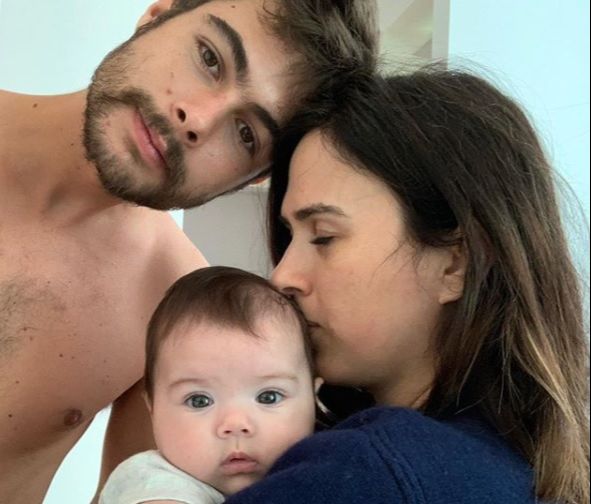 Tata Werneck e Rafael Vitti com a filha (Foto: Reprodução/Instagram)