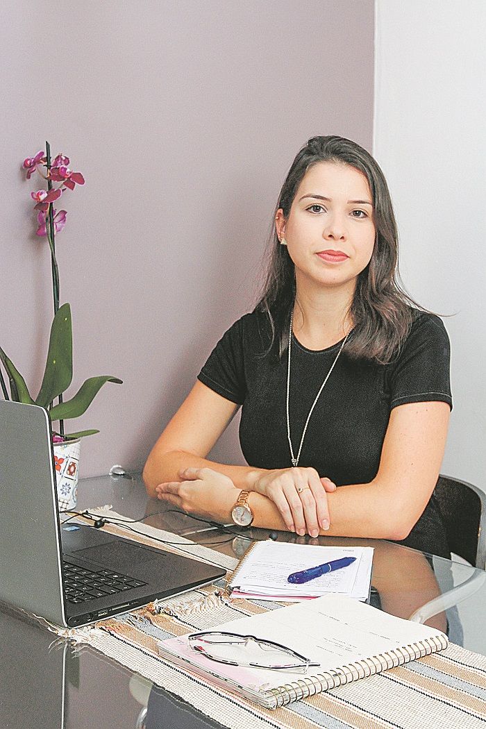 Thais Portugal diz que rotina agitada pode ter distanciado os casais (Foto: Leone Iglesias/AT)