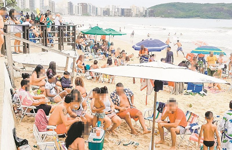 Praia do Morro, em Guarapari: regras para o início do verão (Foto: Roberta Bourguignon/AT)