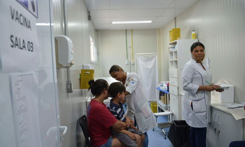 Atendimento em unidade de saúde (Foto: Rovena Rosa/Agência Brasil)