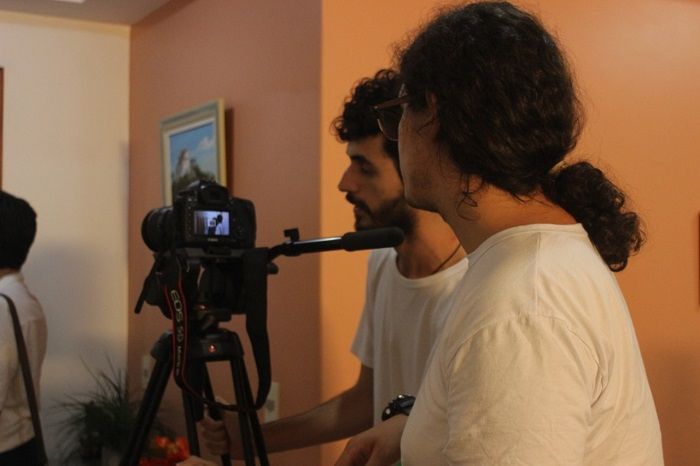 Equipe da websérie durante as gravações (Foto: Divulgação)