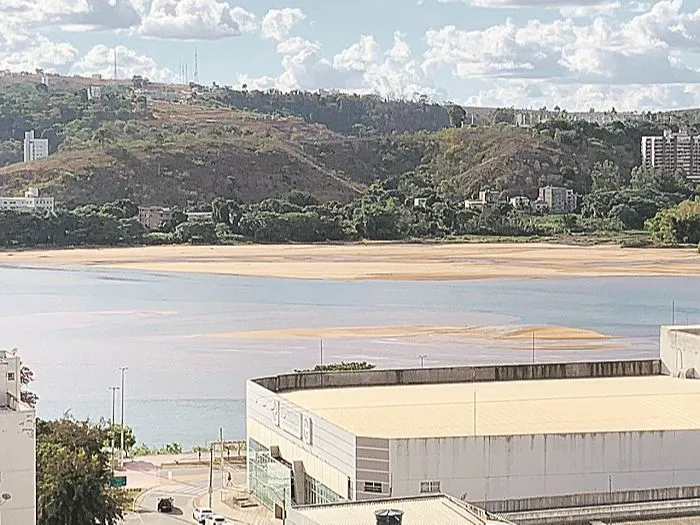 Imagem ilustrativa da imagem "Estamos vivendo uma catástrofe no clima", afirma cientista