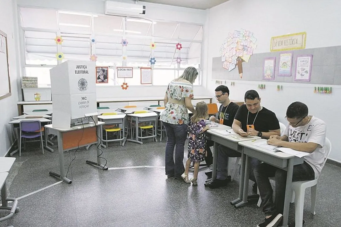 Imagem ilustrativa da imagem Presidente do TSE suspende multa e punições para quem não votou ano passado