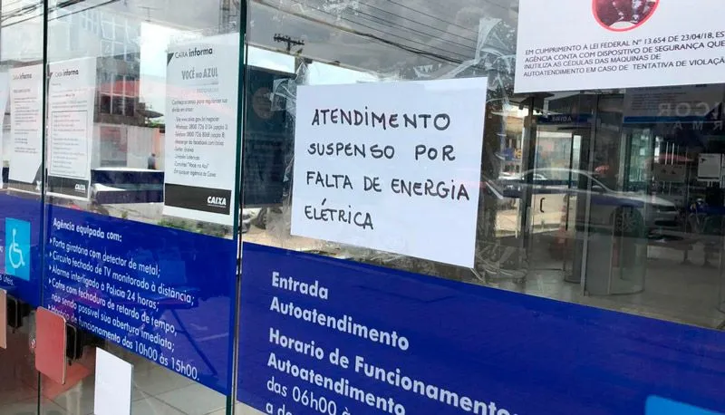 Imagem ilustrativa da imagem Moradores do Amapá relatam drama após três dias sem energia elétrica