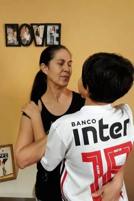 Imagem ilustrativa da imagem Filho de Eliza Samudio, Bruninho segue os passos do pai como goleiro em escolinha