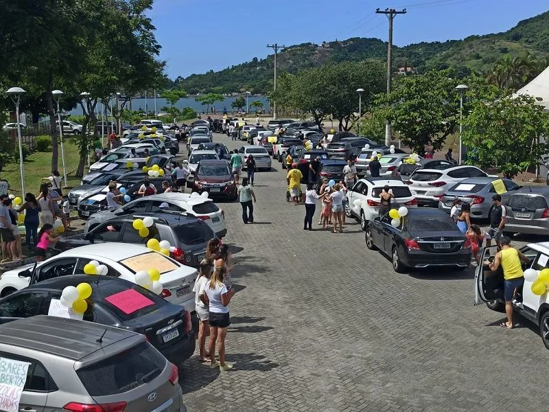Imagem ilustrativa da imagem Carreata contra a suspensão das aulas presenciais em Vitória