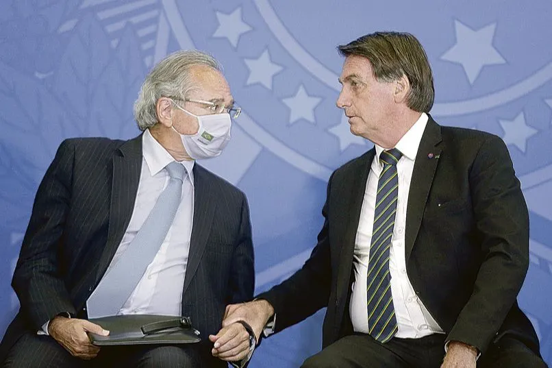 Imagem ilustrativa da imagem Bolsonaro diz estar "negociando" novo auxílio emergencial