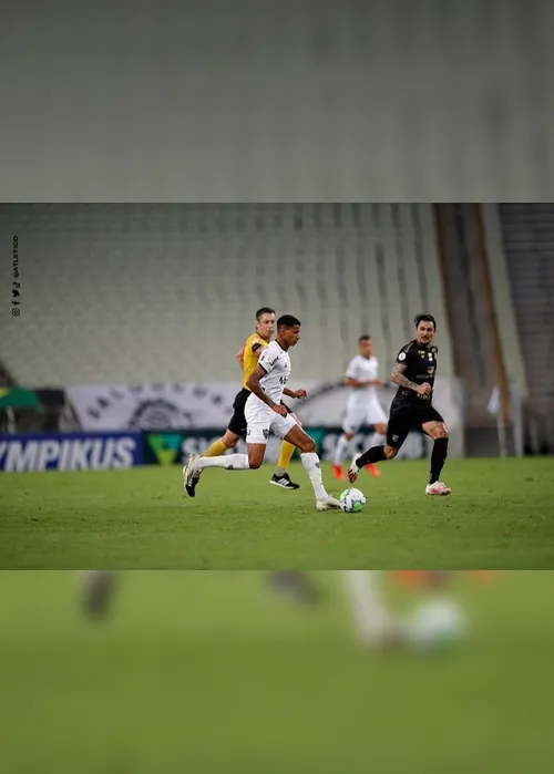 Imagem ilustrativa da imagem Com um a menos, Atlético-MG arranca empate com o Ceará e reassume liderança