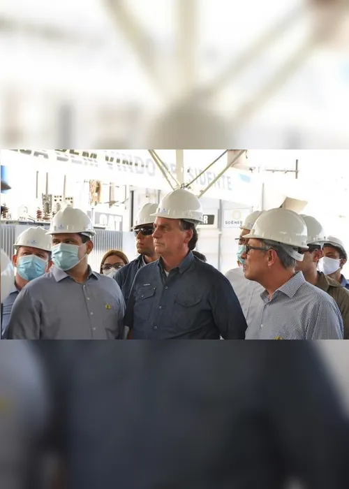 Imagem ilustrativa da imagem Bolsonaro promete retorno breve da energia no Amapá e isenção da conta de luz