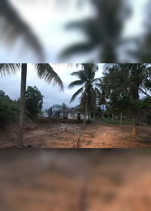 Imagem ilustrativa da imagem Depósito de fogos pega fogo e explode em Guarapari