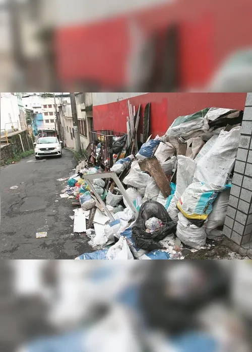 Imagem ilustrativa da imagem Sujeira acumula nas ruas com greve de motoristas de caminhão de lixo