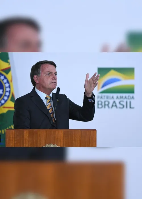 Imagem ilustrativa da imagem Após morte no Carrefour, Bolsonaro diz ser daltônico: "todos têm a mesma cor"