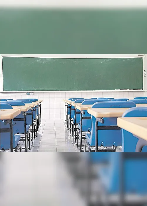 Imagem ilustrativa da imagem Governo decide liberar aulas presenciais em cidades de risco moderado