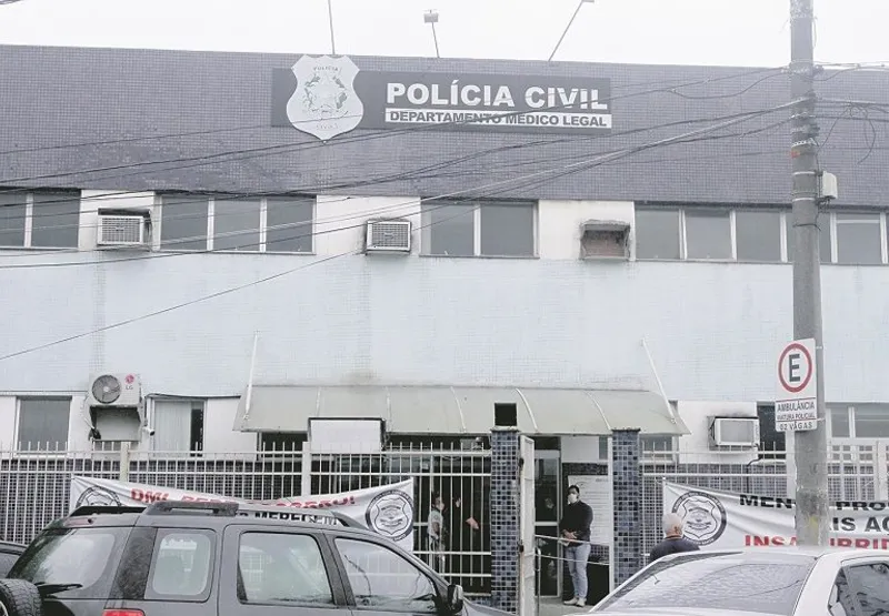 Departamento Médico Legal, em Vitória, onde a vítima foi encaminhada pela Polícia Civil para exames