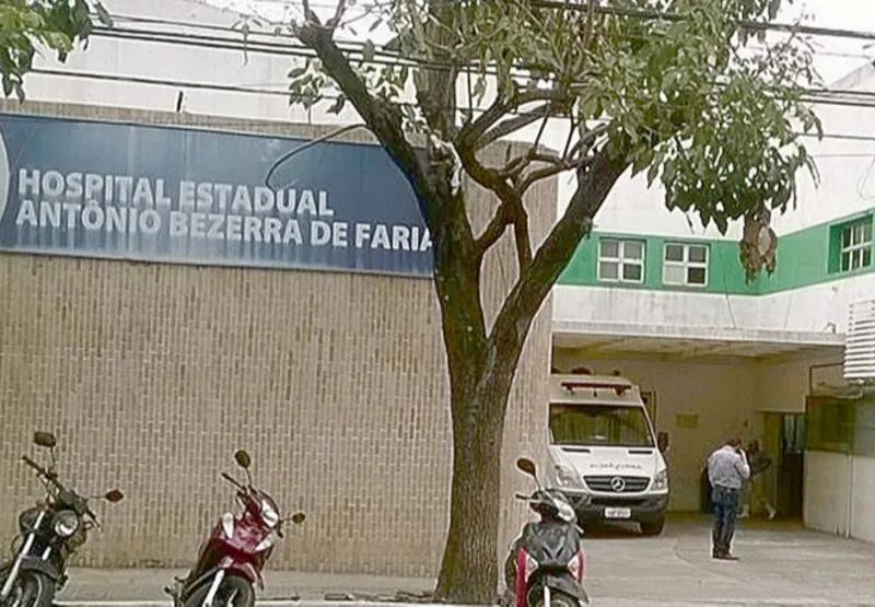Hospital Antônio Bezerra de Faria, onde contratados vão trabalhar. Há ainda 734 vagas em cadastro de reserva