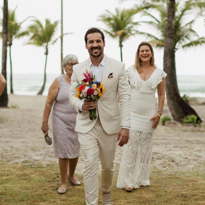 Médico se casou sozinho (Foto: Reprodução Instagram @drdiogorabelo)