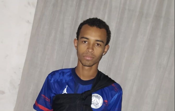 O estudante Davi Gonçalves Pereira de Jesus, 17 anos, foi morto a tiros (Foto: Acervo familiar)