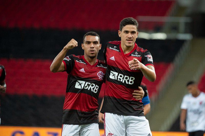Pedro marcou dois gols na vitória do Flamengo sobre o Athlético PR (Foto: Alexandre Vidal/ Fla Imagem/ Divulgação)