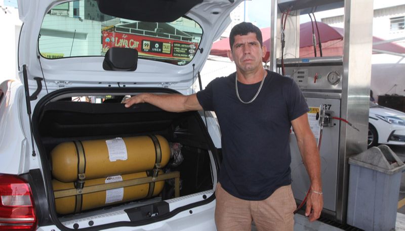 Gleidison Capetini disse que pensa em tirar o kit gás de seu carro (Foto: Beto Morais/AT)