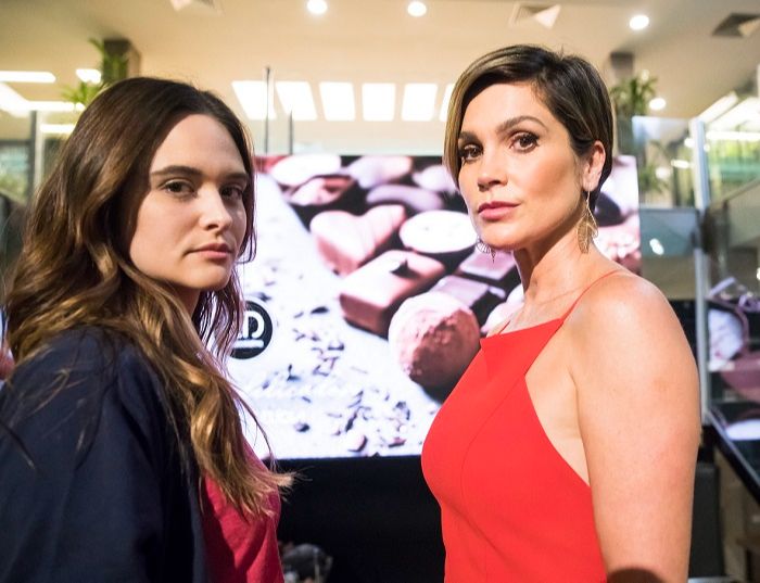 Juliana Paiva e Flávia Alessandra (Foto: João Miguel Júnior)
