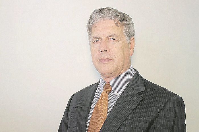 Mário Avelino deu instruções sobre como colocar os dados do empregado no sistema eSocial (Foto: Divulgação)