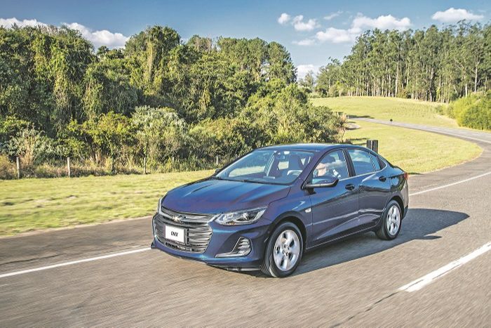 Produzido em Gravataí, no Rio Grande do Sul, o modelo tem visual que chega a ser confundido com o Cruze (Foto: Assessoria General Motors)