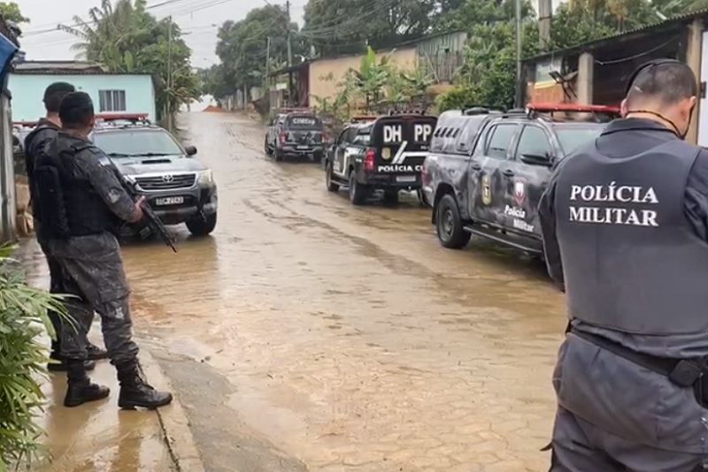 Operação conjunta cumpre mandados em Viana (Foto: Reprodução vídeo/Divulgação Sesp)