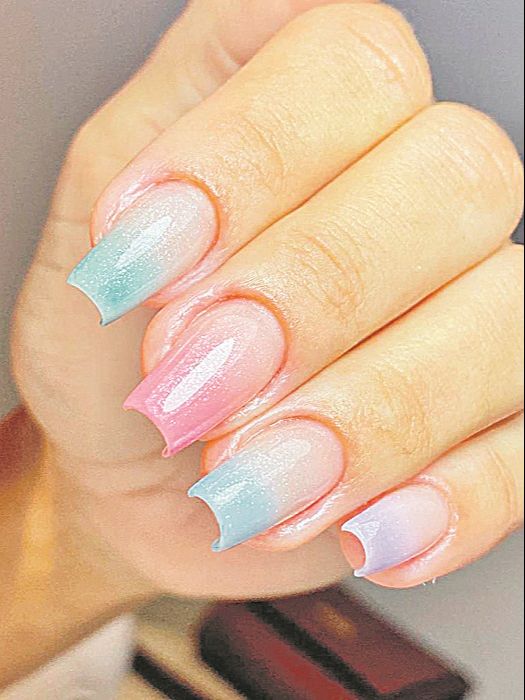 Esmaltes candy colors (Foto: Divulgação)