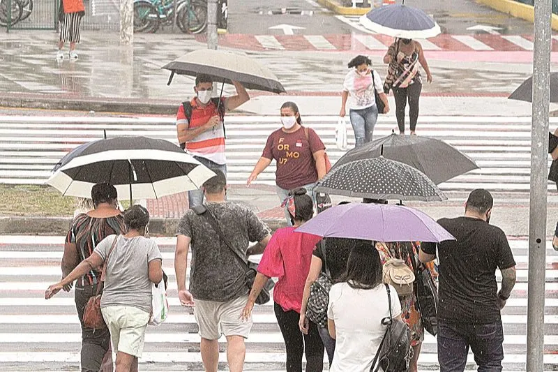 Imagem ilustrativa da imagem Novo alerta vermelho de chuvas fortes para todo o Estado